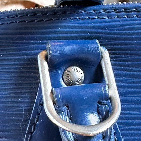 Authentic LOUIS VUITTON Epi Alma Myrtle Bag Blue - Picture 12 of 14